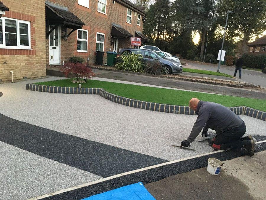How to Maintain a Resin Driveway and Keep It Looking New